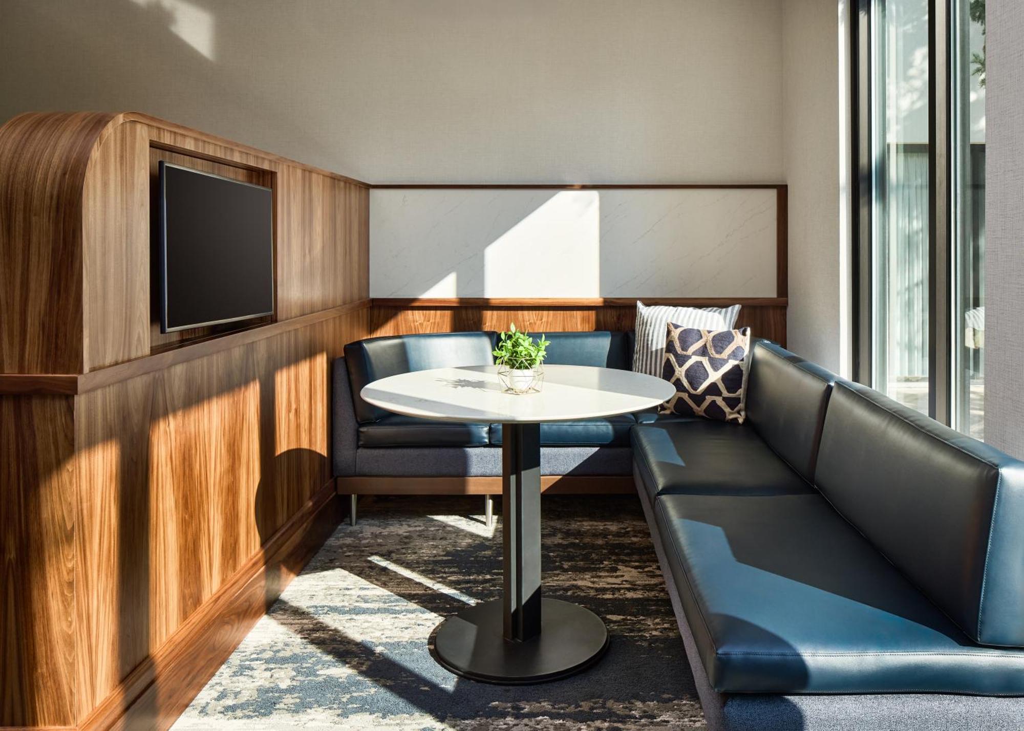 Courtyard By Marriott Fort Collins Exteriér fotografie