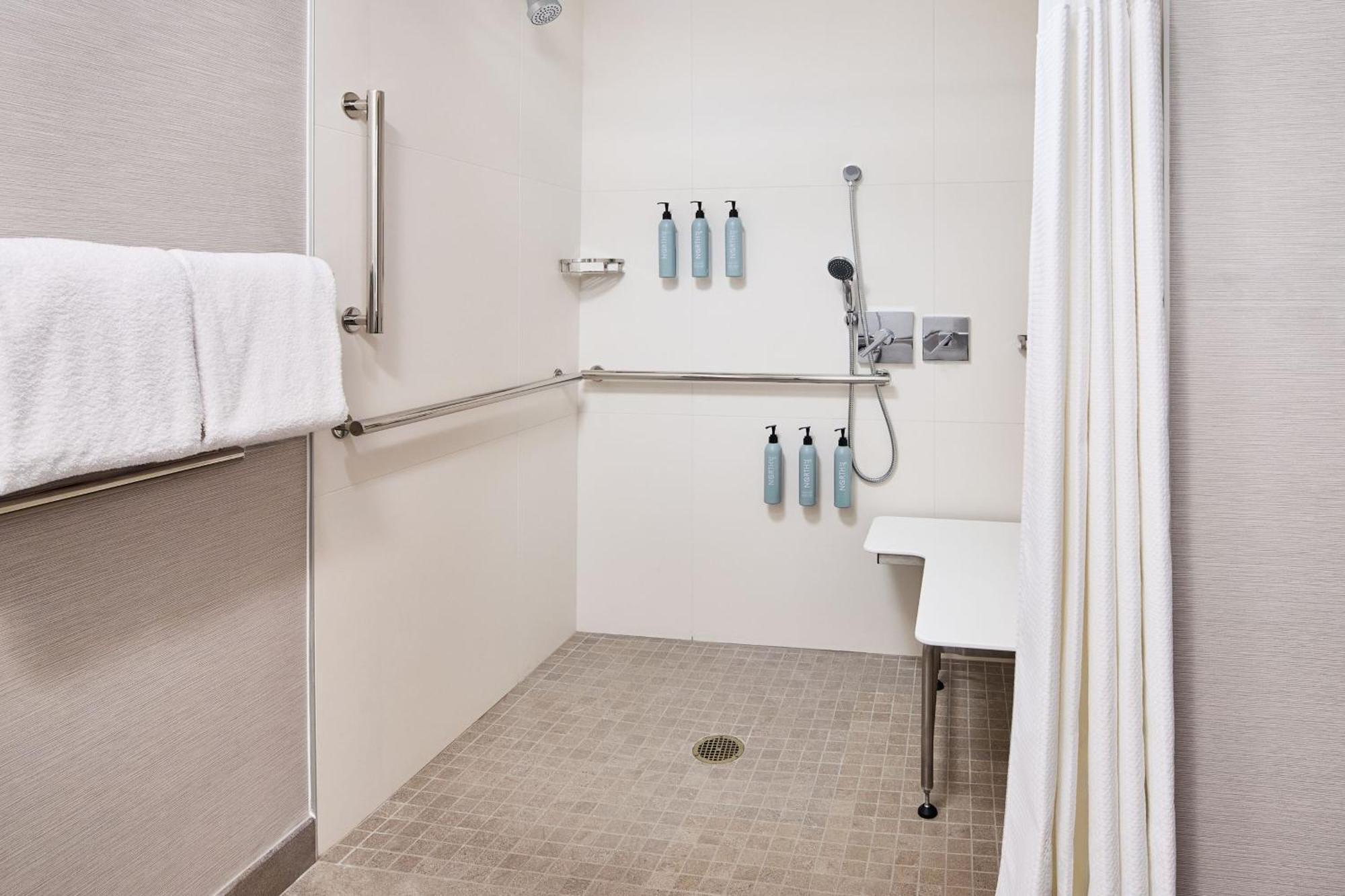 Courtyard By Marriott Fort Collins Exteriér fotografie